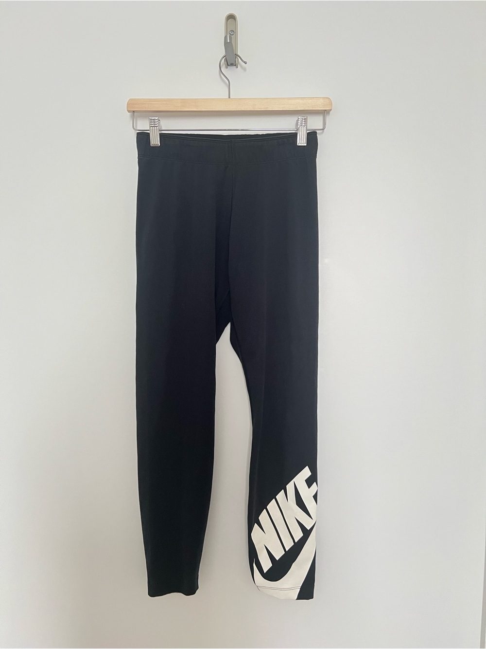 Nike | Black Logo Leggings